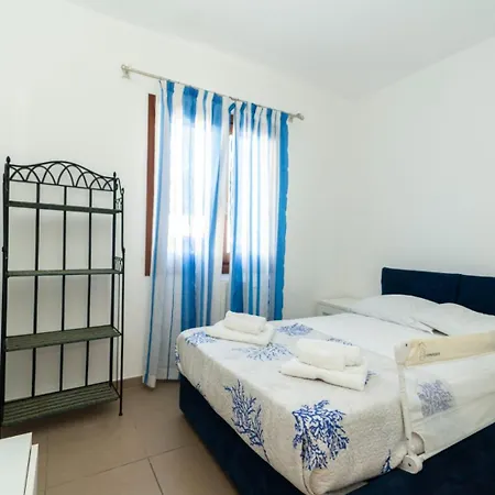 דירה Luminoso E Pratico Con Spazio Esterno
